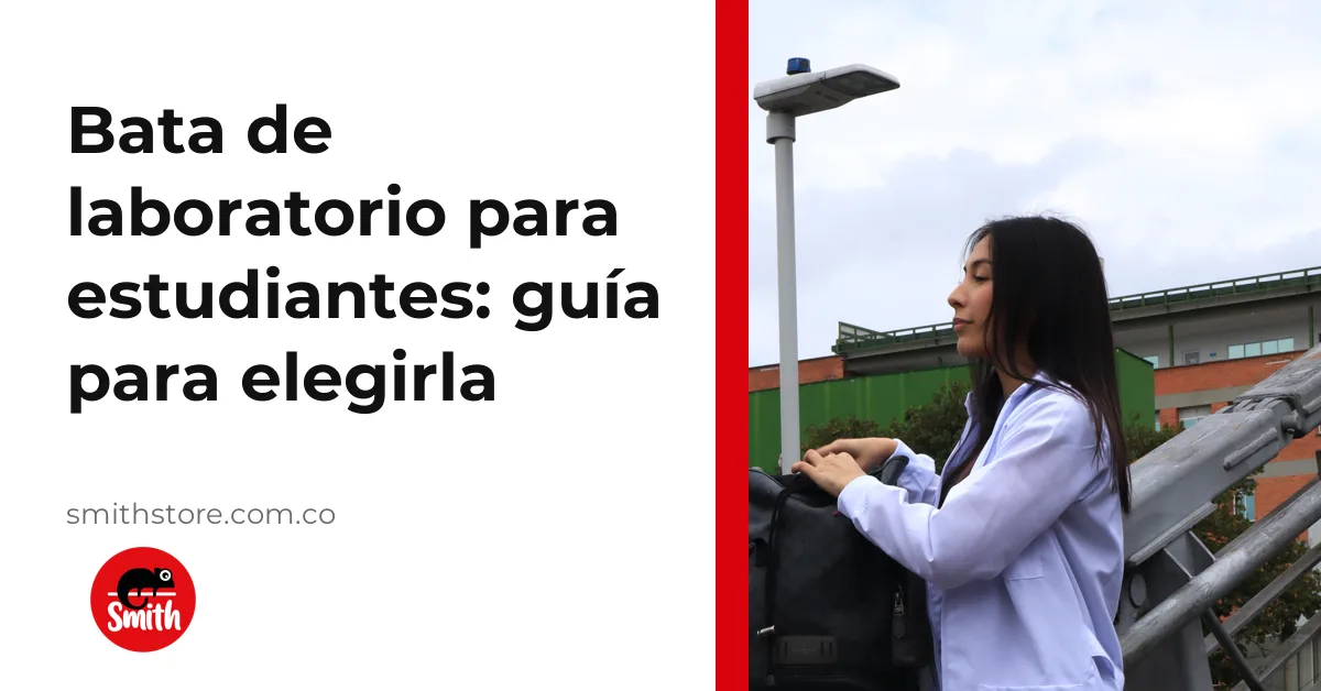 Estudiante con bata de laboratorio blanca Smith en las escaleras de la universidad
